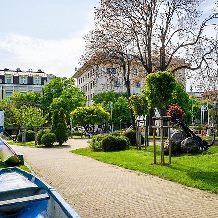 Пацо Hotel Burgas Bagian luar foto