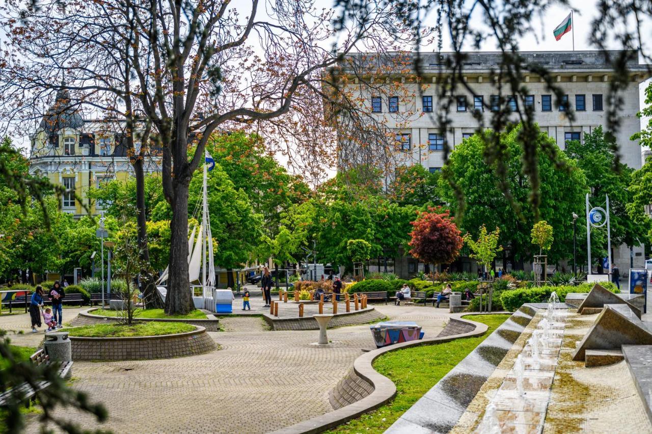 Пацо Hotel Burgas Bagian luar foto